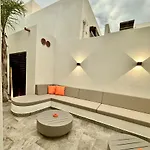 Numero 16 * Empuriabrava